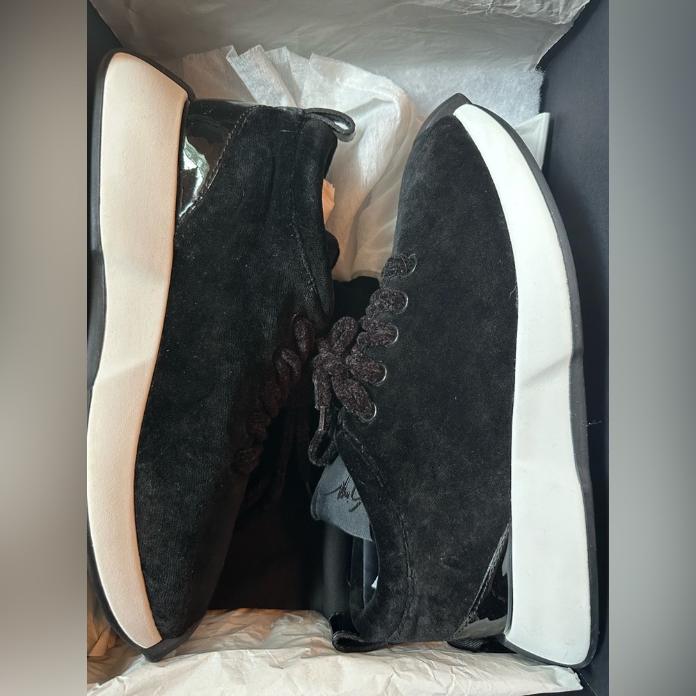 Black Giuseppe Zanotti Sneakers Sz 40